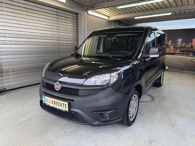Gebraucht Fiat Sedici Easy 95 PS (69 kW) 2019 Schwarz SUV