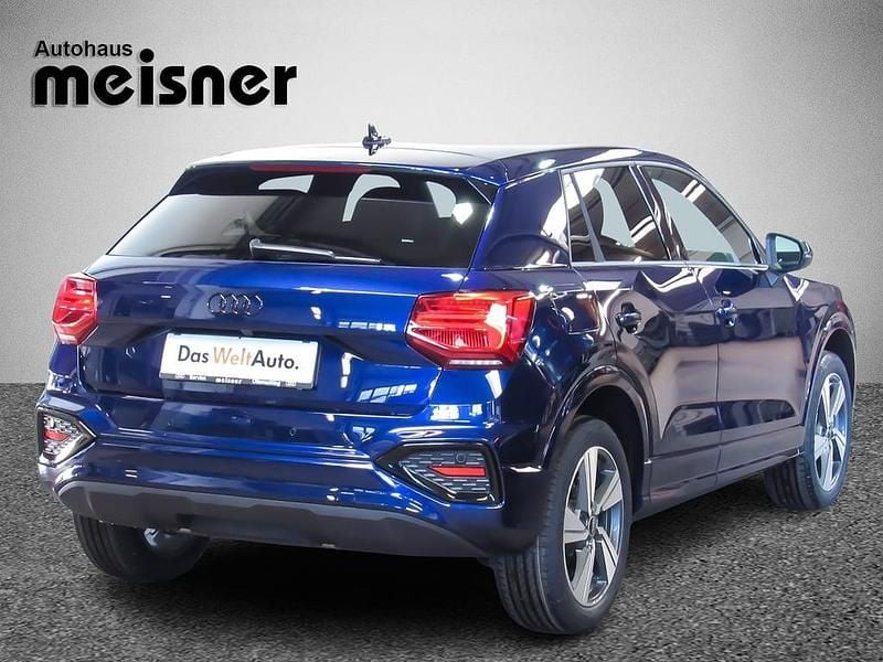 Neu Audi Q2 Admired 150 PS (110 kW) 2026 Mittelblau  metallic SUV
