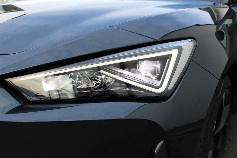 Gebraucht Cupra Leon 150 PS (110 kW) 2023 Grau Kombi