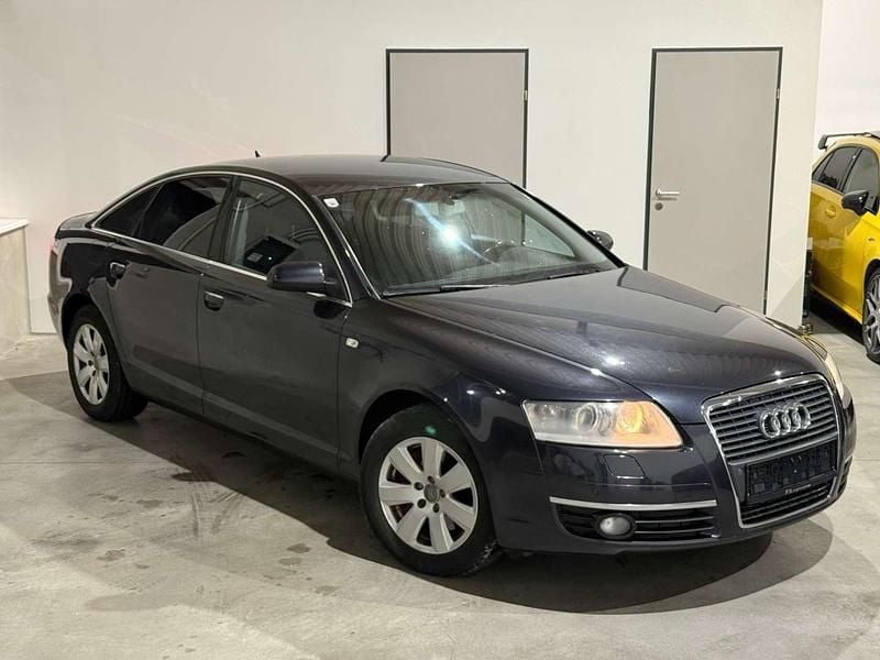 Gebraucht Audi A6 Comfort 179 PS (131 kW) 2006 Grau Limousine