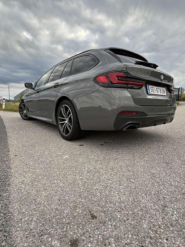 Gebraucht BMW 520 M Sport 190 PS (139 kW) 2020 Kombi