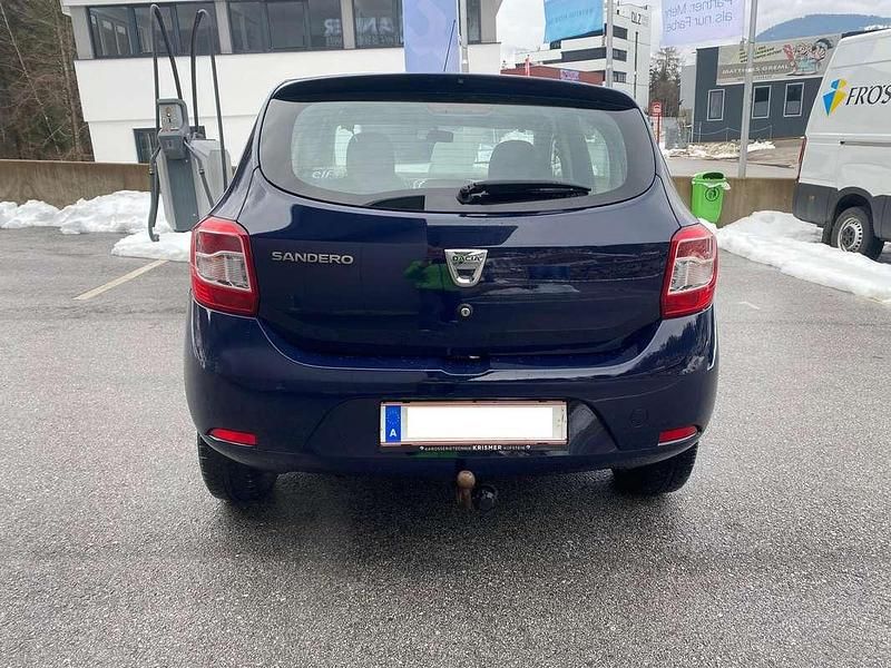 Gebraucht Dacia Sandero 75 PS (55 kW) 2015 Blau Limousine