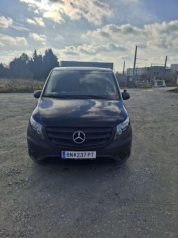 Gebraucht Mercedes Vito 136 PS (100 kW) 2017 Schwarz Van