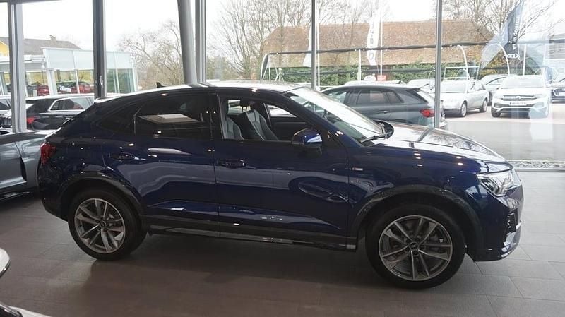 Gebraucht Audi e-tron Sportback S-Line 180 kW (245 PS) 2022 Mittelblau  metallic SUV
