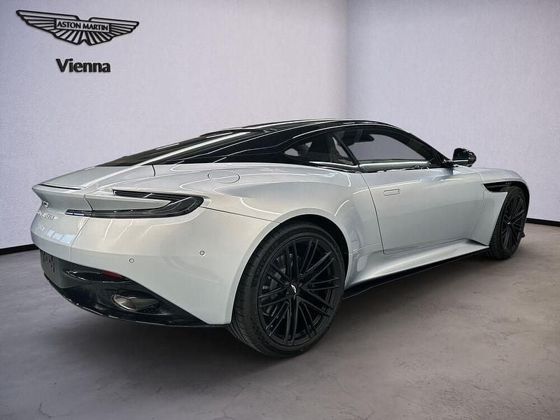 Neu Aston Martin DB12 680 PS (500 kW) 2026 Coupé