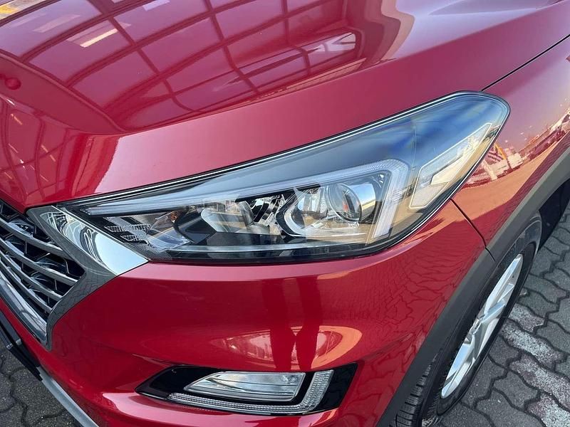 Gebraucht Hyundai Tucson 136 PS (100 kW) 2018 Rot SUV