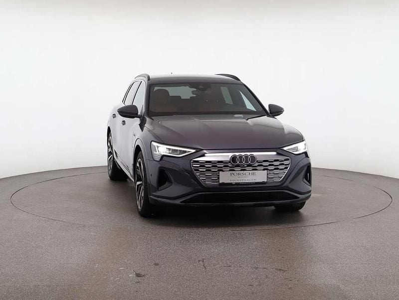 Gebraucht Audi Q8 e-tron Advanced 250 kW (340 PS) 2024 Grau SUV