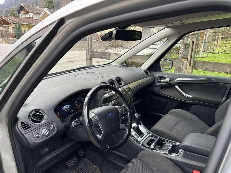 Gebraucht Ford Galaxy Titanium 163 PS (119 kW) 2013 Grau Van / Kleinbus