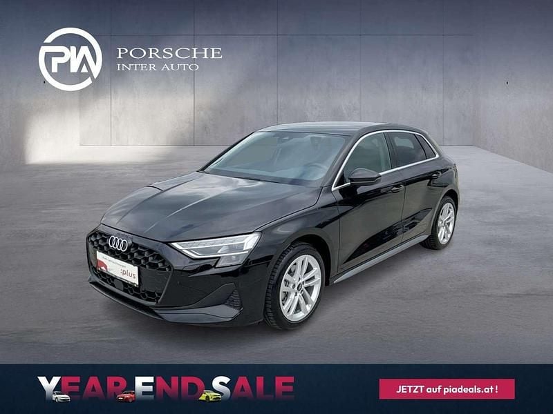 Neu Audi A3 Ambiente 116 PS (85 kW) 2025 Schwarz Limousine