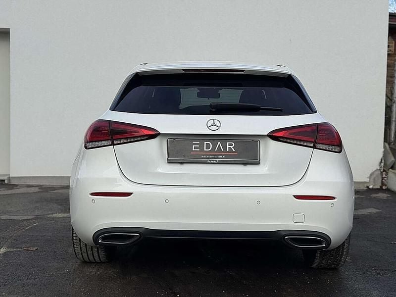 Gebraucht Mercedes A180 116 PS (85 kW) 2018 Weiß Limousine