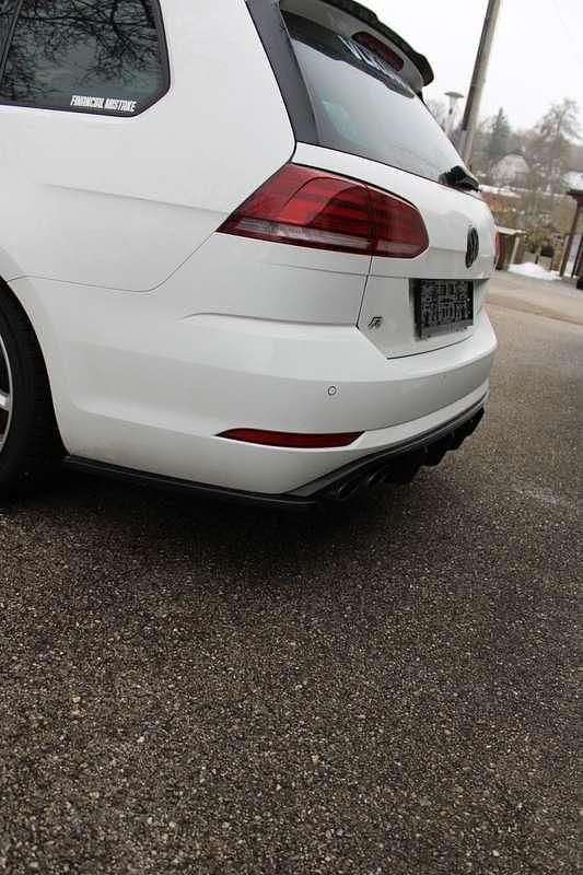 Gebraucht VW Golf VII R 300 PS (220 kW) 2020 Kombi