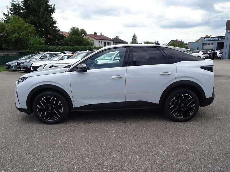 Neu Peugeot 3008 Allure 136 PS (100 kW) 2025 Weiss SUV