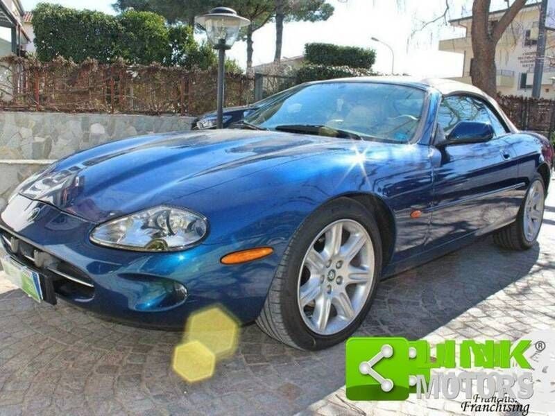 Blau Gebraucht 1997 Jaguar XK8 Cabrio | € 27.500 - Bild 1/4