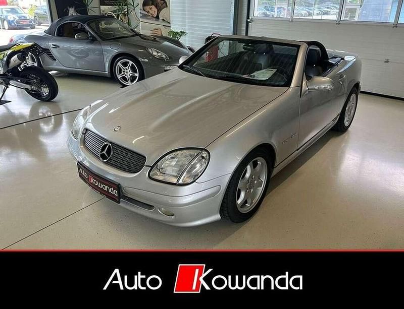 Silber Gebraucht 2002 Mercedes SLK200 Cabrio | € 7.990 (Guter Preis) - Bild 1/4