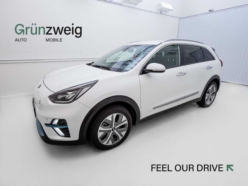 Gebraucht Kia e-Niro 150 kW (204 PS) 2019 Weiß SUV