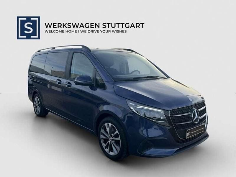 Gebraucht Mercedes V220 Style 163 PS (119 kW) 2024 Blau Van / Kleinbus