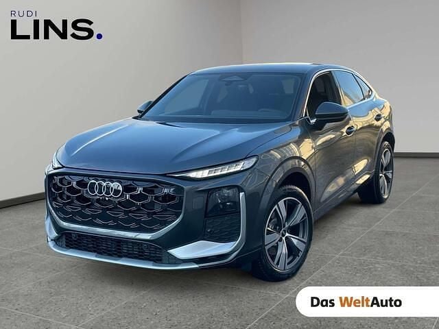 Grau Neu 2025 Audi Q3 SUV | € 56.990 (Guter Preis) - Bild 1/4