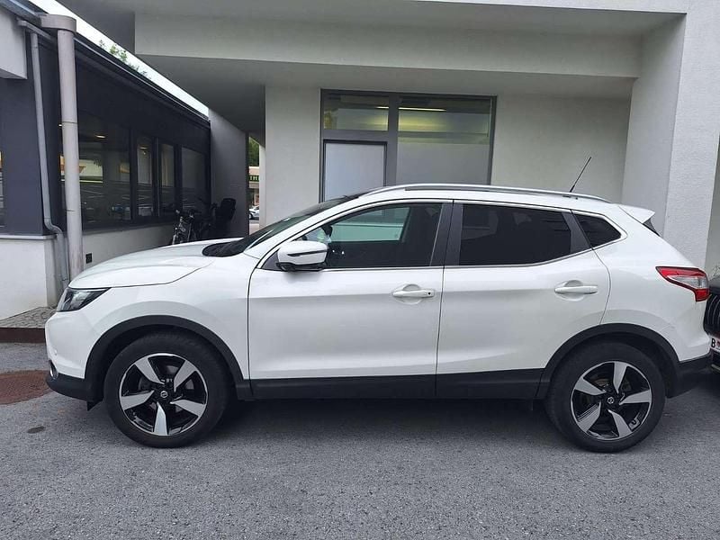 Gebraucht Nissan Qashqai N-Vision 131 PS (96 kW) 2016 SUV