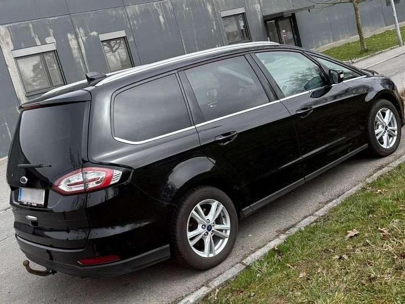 Gebraucht Ford Galaxy 150 PS (110 kW) 2021 Schwarz Van / Kleinbus