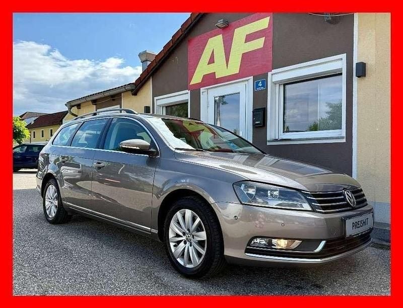 Braun Gebraucht 2012 VW Passat Comfortline Kombi | € 6.990 (Teuer) - Bild 1/4