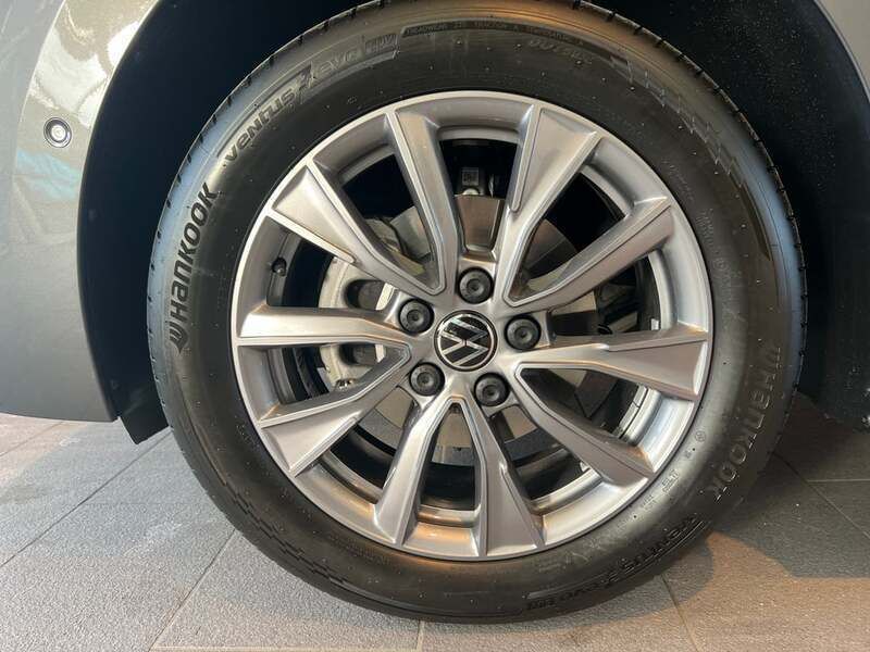 Gebraucht VW California California 150 PS (110 kW) 2025 Hellgrau  normal Van