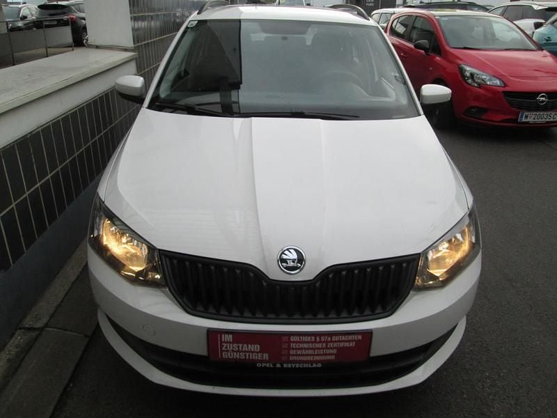 Gebraucht Skoda Fabia Active 90 PS (66 kW) 2015 Weiss Kombi
