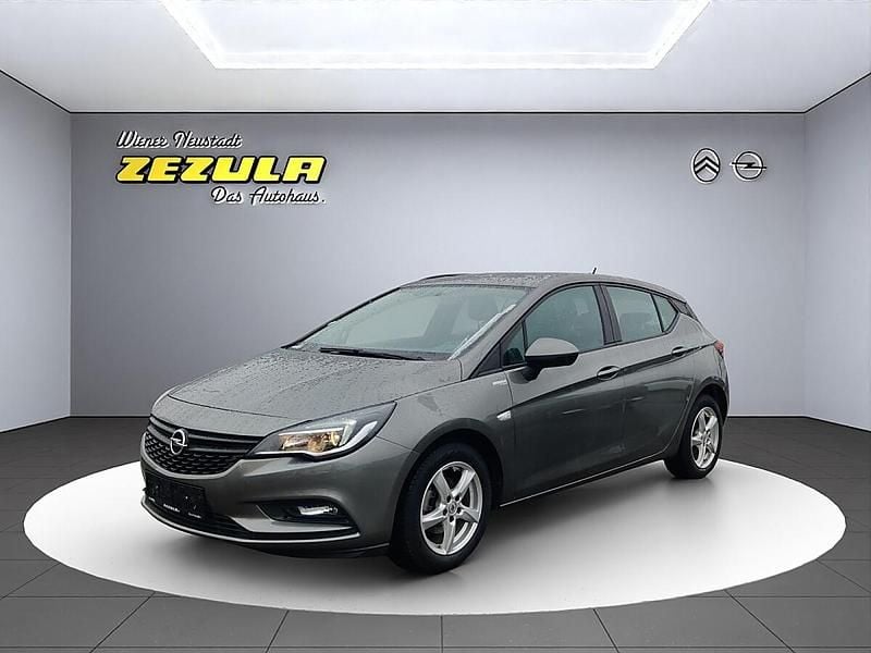 Gebraucht Opel Astra 101 PS (74 kW) 2018 Grau Limousine