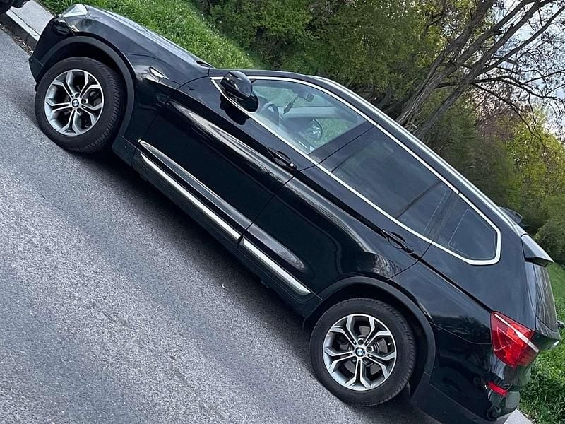 Schwarz Gebraucht 2016 BMW X3 xLine SUV | € 19.000 (Fairer Preis) - Bild 1/4