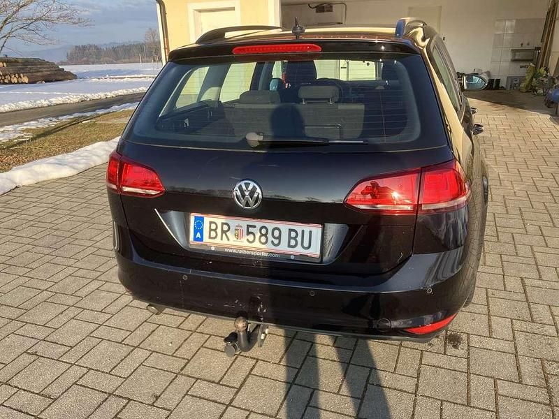 Gebraucht VW Golf VII 105 PS (77 kW) 2014 Schwarz Kombi