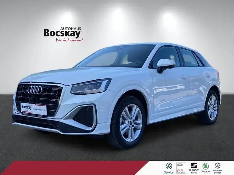 Weiss normal Gebraucht 2023 Audi Q2 S-Line SUV | € 49.900 - Bild 1/4