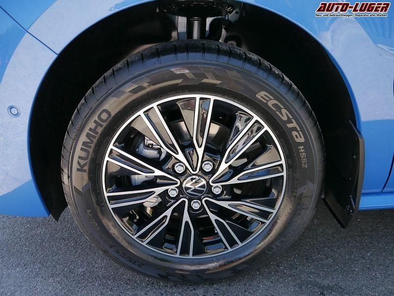 Neu VW Multivan Life 2025 Medium blue metallic Van