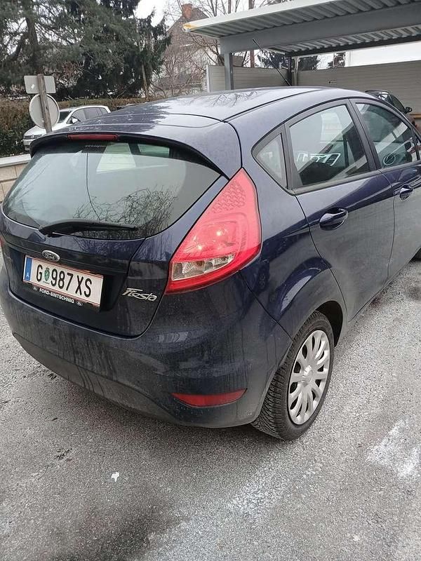 Gebraucht Ford Fiesta 69 PS (50 kW) 2012 Limousine