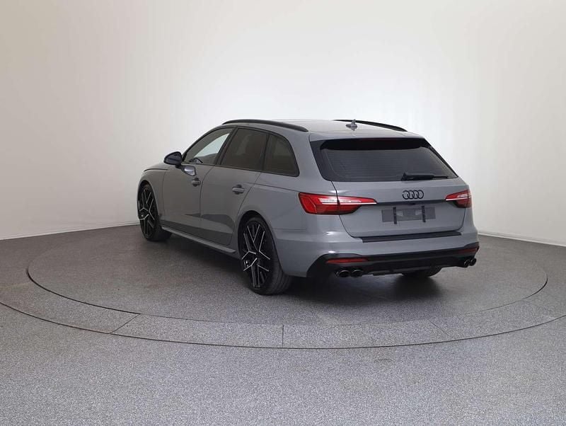 Grau Gebraucht 2020 Audi A4 Advanced Kombi | € 23.900 - Bild 1/4