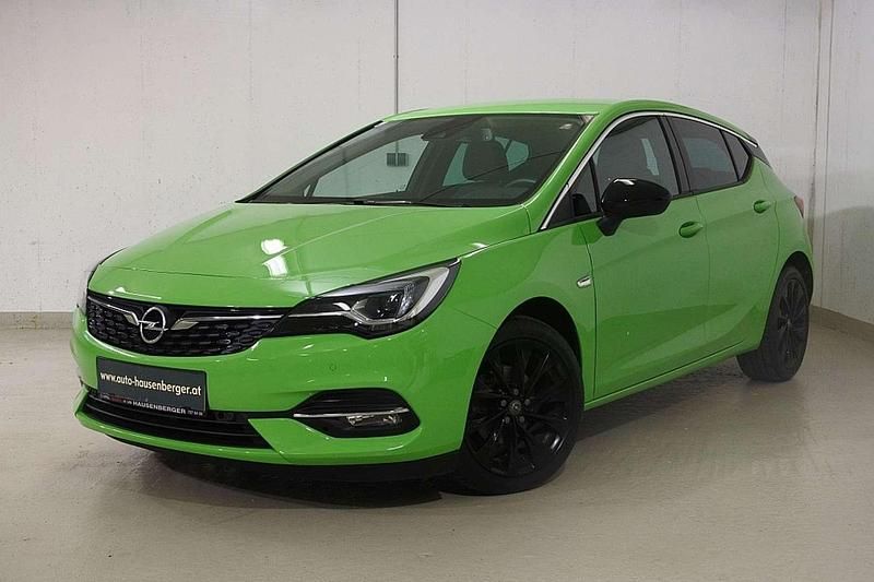 Weiß Gebraucht 2021 Opel Astra Limousine | € 16.000 (Guter Preis) - Bild 1/4