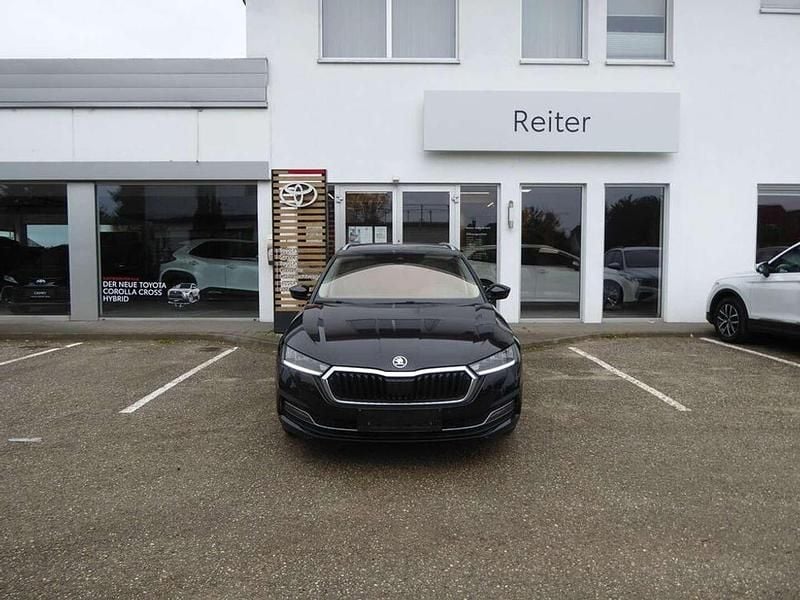 Schwarz Gebraucht 2021 Skoda Octavia Kombi | € 17.888 (Fairer Preis) - Bild 1/4