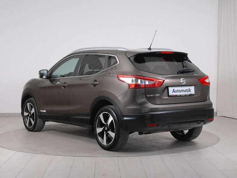 Gebraucht Nissan Qashqai 360º 131 PS (96 kW) 2017 Braun SUV