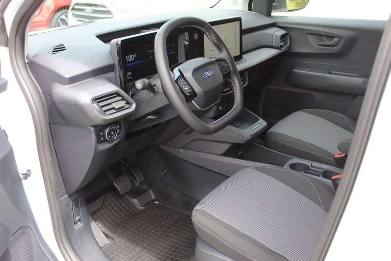 Gebraucht Ford E-Transit Trend 100 kW (136 PS) 2025 Weiß Van