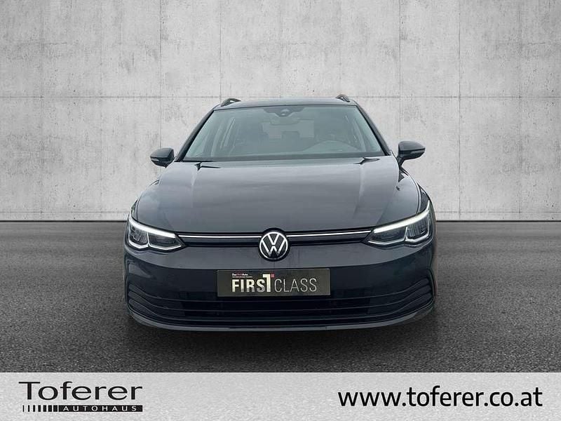 Gebraucht VW Golf VIII Life 116 PS (85 kW) 2023 Grau Kombi