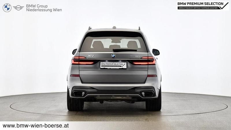 Gebraucht BMW X7 Efficient Dynamics 340 PS (250 kW) 2025 Grau SUV