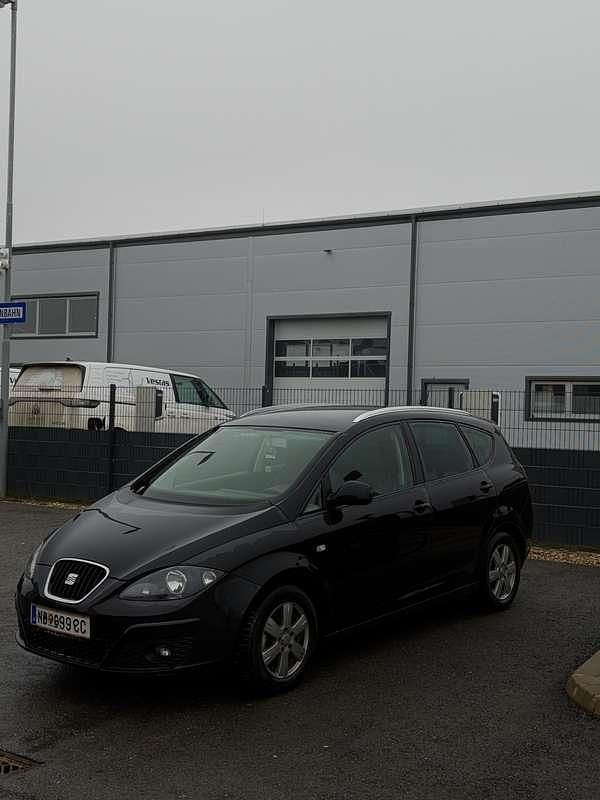 Gebraucht Seat Altea XL Style 105 PS (77 kW) 2010 Van / Kleinbus