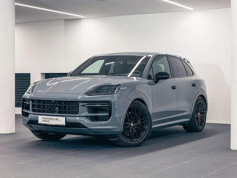Gebraucht Porsche Cayenne 470 PS (345 kW) 2025 Grau SUV