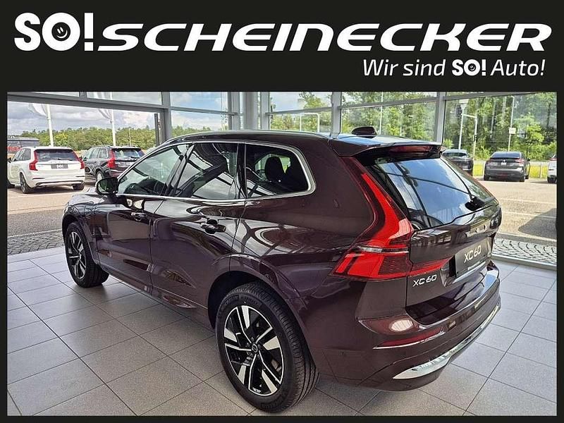 Gebraucht Volvo XC60 Plus 253 PS (186 kW) 2025 Rot SUV