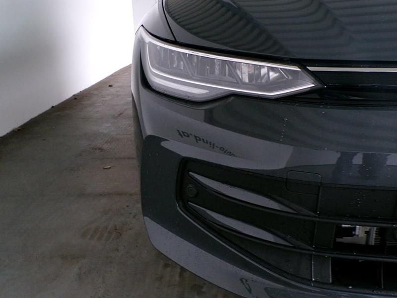 Neu VW Golf VIII 115 PS (84 kW) 2026 Mittelgrau  metallic