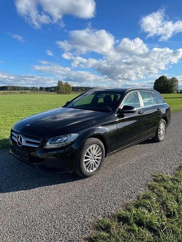 Gebraucht Mercedes C200 136 PS (100 kW) 2015 Kombi
