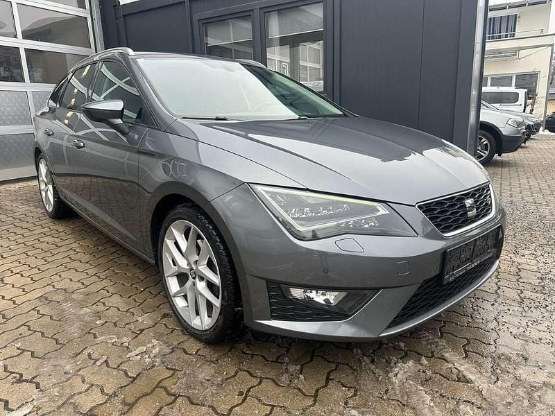 Grau Gebraucht 2016 Seat Leon ST FR Kombi | € 11.800 (Fairer Preis) - Bild 1/4