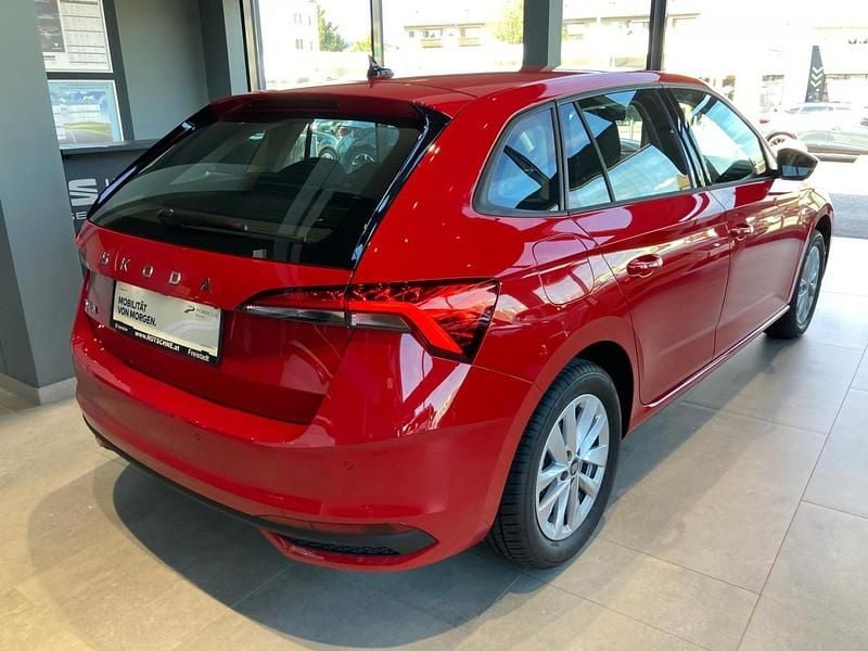 Gebraucht Skoda Scala Selection 95 PS (69 kW) 2025 Mittelrot  metallic Kleinwagen