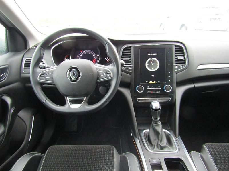 Gebraucht Renault Mégane IV Intens 115 PS (84 kW) 2019 Silber  metallic