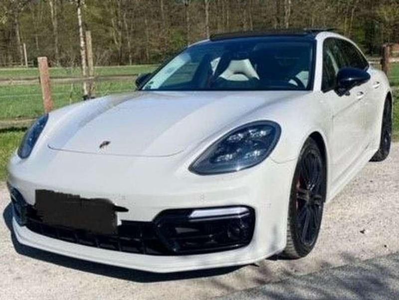 Grau Gebraucht 2017 Porsche Panamera Turbo Sport Turismo Limousine | € 92.000 - Bild 1/4