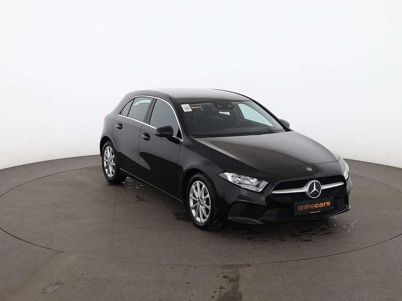 Gebraucht Mercedes A200 Progressive 150 PS (110 kW) 2020 Schwarz Limousine