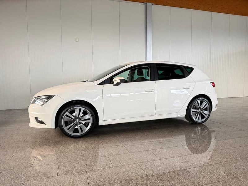 Gebraucht Seat Leon Style 105 PS (77 kW) 2014 Weiss  normal